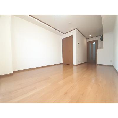 ルーチェ・デル・ソーレ 205【管理NO：1-011750301-02050】 ★家具家電は申し込み後に搬入します★ ★2027年01月上旬入居可能★の物件写真3
