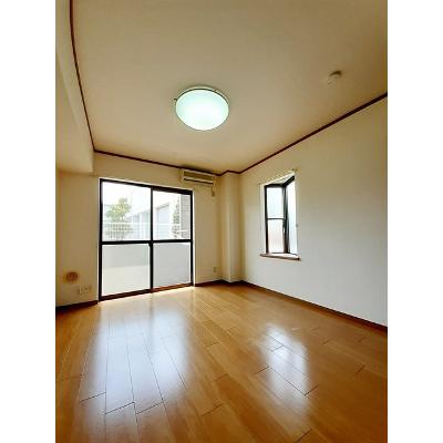 プレステージ 103【管理NO：1-010658901-01030】 ★家具家電は申し込み後に搬入します★ ★2026年10月下旬入居可能★の物件写真2