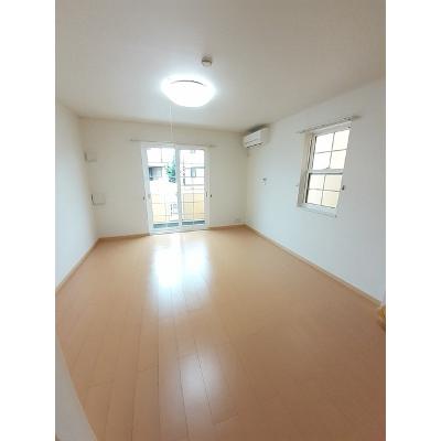 ＳＵＮ’Ｓ　ＧＡＲＤＥＮ中央Ⅰ 103【管理NO：1-015468601-01030】 ★家具家電は申し込み後に搬入します★ ★2026年12月上旬入居可能★の物件写真2