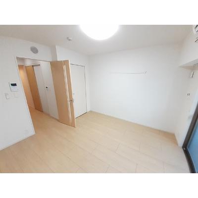 キュービックスター 105【管理NO：1-024053201-01050】 ★家具家電は申し込み後に搬入します★ ★2026年11月中旬入居可能★の物件写真2
