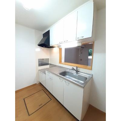 フローレンス桃園 102【管理NO：1-014179401-01020】 ★家具家電は申し込み後に搬入します★の物件写真3