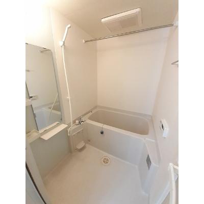 フローレンス桃園 102【管理NO：1-014179401-01020】 ★家具家電は申し込み後に搬入します★の物件写真4