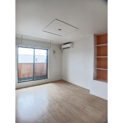 レジデンス小山　Ⅰ 202【管理NO：1-023201601-02020】 ★家具家電は申し込み後に搬入します★の物件写真2