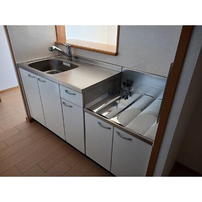 ローレル 302【管理NO：1-013375301-03020】 ★家具家電は申し込み後に搬入します★ ★2026年11月下旬入居可能★の物件写真3