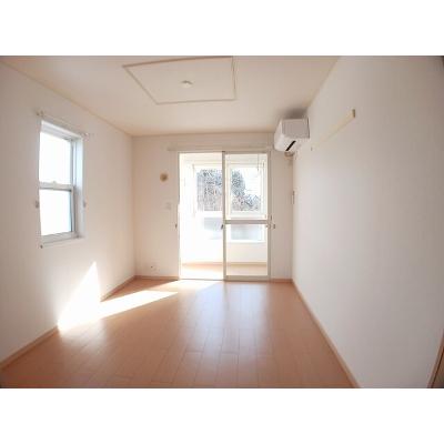 ひかり 101【管理NO：1-015788402-01010】 ★家具家電は申し込み後に搬入します★ ★2026年11月下旬入居可能★の物件写真2