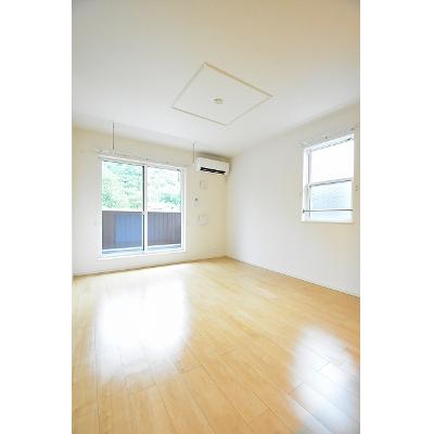 apartment 〒108-0075　東京都港区港南２丁目16-1