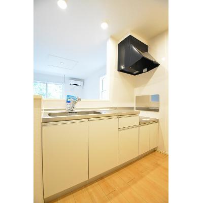 apartment 〒108-0075　東京都港区港南２丁目16-1