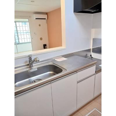 グランディア　トロワ 101【管理NO：1-019448503-01010】 ★家具家電は申し込み後に搬入します★の物件写真3