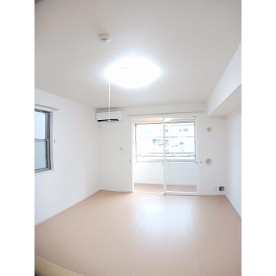 プリマ　クラッセⅡ 101【管理NO：1-017571402-01010】 ★家具家電は申し込み後に搬入します★ ★2026年11月中旬入居可能★の物件写真2