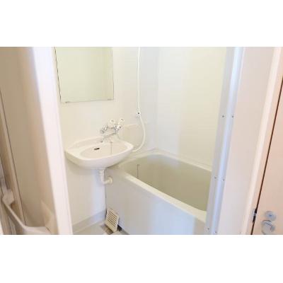 グリーンパークⅡ 203【管理NO：1-005343801-02030】 ★家具家電は申し込み後に搬入します★ ★2026年11月中旬入居可能★の物件写真4