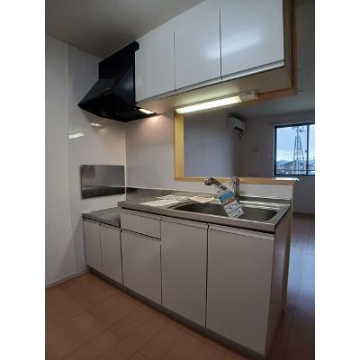 キャッスル　ビューⅠ 201【管理NO：1-018365201-02010】 ★家具家電は申し込み後に搬入します★ ★2026年11月中旬入居可能★の物件写真3