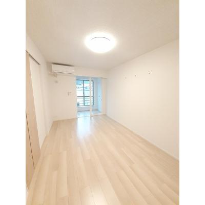 コリーヌⅡ 101【管理NO：1-026797602-01010】 ★家具家電は申し込み後に搬入します★ ★2026年11月下旬入居可能★の物件写真2