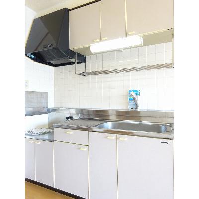 レジデンス西和田 202【管理NO：1-006764301-02020】 ★家具家電は申し込み後に搬入します★ ★2026年11月中旬入居可能★の物件写真3