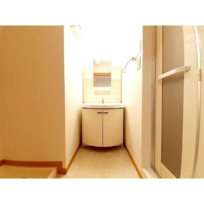 クレヨンⅡ 201【管理NO：1-012564202-02010】 ★家具家電は申し込み後に搬入します★ ★2026年11月上旬入居可能★の物件写真6