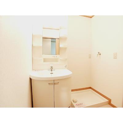 セレーナⅠ 102【管理NO：1-012882501-01020】 ★家具家電は申し込み後に搬入します★の物件写真6