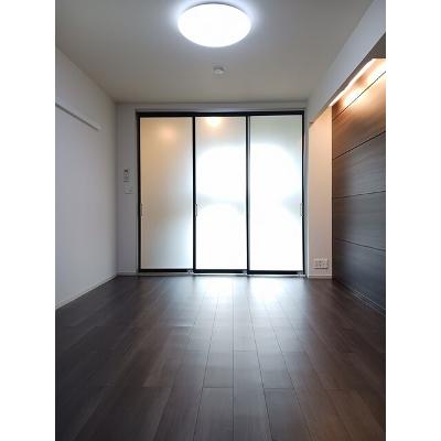 ＯＰＥＲＡ 105【管理NO：1-020355001-01050】 ★家具家電は申し込み後に搬入します★ ★2026年10月下旬入居可能★の物件写真2