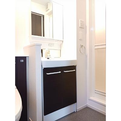 ＯＰＥＲＡ 105【管理NO：1-020355001-01050】 ★家具家電は申し込み後に搬入します★ ★2026年10月下旬入居可能★の物件写真6