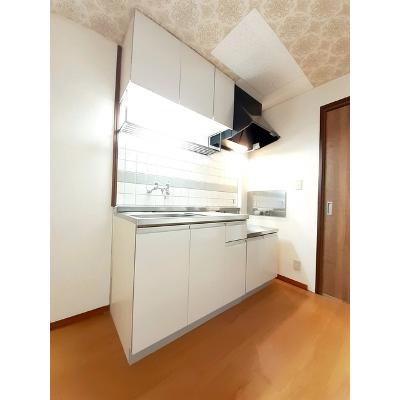 シティハイツよしかわ 102【管理NO：1-000527001-01020】 ★家具家電は申し込み後に搬入します★ ★2026年11月下旬入居可能★の物件写真3