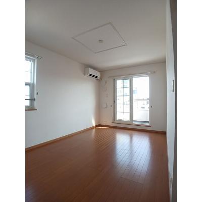 ラフレシールＡ 201【管理NO：1-014109301-02010】 ★家具家電は申し込み後に搬入します★ ★2026年11月中旬入居可能★の物件写真2