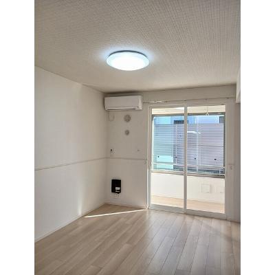 エスジーパレス 102【管理NO：1-028137701-01020】 ★家具家電は申し込み後に搬入します★ ★2026年11月上旬入居可能★の物件写真2