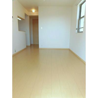ヒルサイド向山 201【管理NO：1-016960701-02010】 ★家具家電は申し込み後に搬入します★ ★2026年12月上旬入居可能★の物件写真2