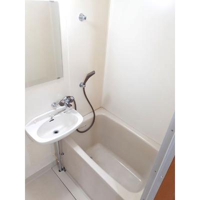 ホワイトルーム飯村Ｄ 205【管理NO：1-001768501-02040】 ★家具家電は申し込み後に搬入します★ ★2026年11月中旬入居可能★の物件写真4