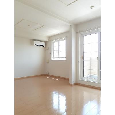 プルメリアＹ 202【管理NO：1-016601302-02020】 ★家具家電は申し込み後に搬入します★ ★2026年11月上旬入居可能★の物件写真2