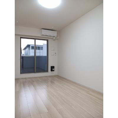 カーサ　リコリス 205【管理NO：1-027379901-02040】 ★家具家電は申し込み後に搬入します★ ★2026年12月中旬入居可能★の物件写真2