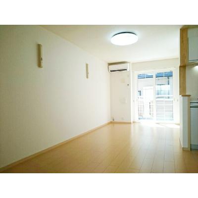 フィオーレ 103【管理NO：1-015501001-01030】 ★家具家電は申し込み後に搬入します★ ★2026年11月下旬入居可能★の物件写真2