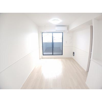ルーチェ　エテルノ 203【管理NO：1-028136301-02030】 ★家具家電は申し込み後に搬入します★ ★2027年01月下旬入居可能★の物件写真2