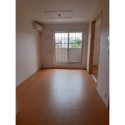 カーサ尾城 205【管理NO：1-017268301-02040】 ★家具家電は申し込み後に搬入します★ ★2026年11月下旬入居可能★の物件写真2