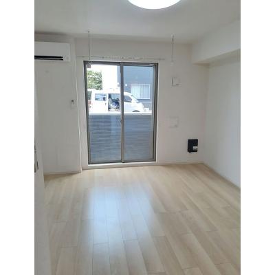 コンウィステリア 102【管理NO：1-025644601-01020】 ★家具家電は申し込み後に搬入します★の物件写真2