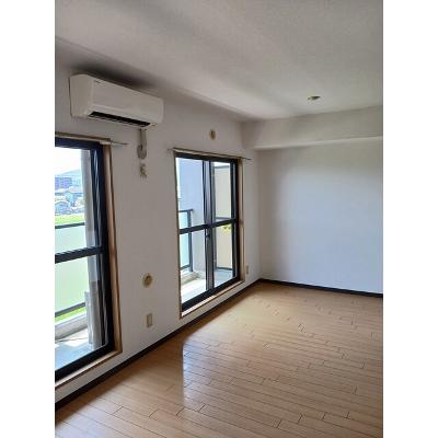 クレセールヴァンブ 304【管理NO：1-099100601-03040】 ★家具家電は申し込み後に搬入します★ ★2026年11月下旬入居可能★の物件写真2