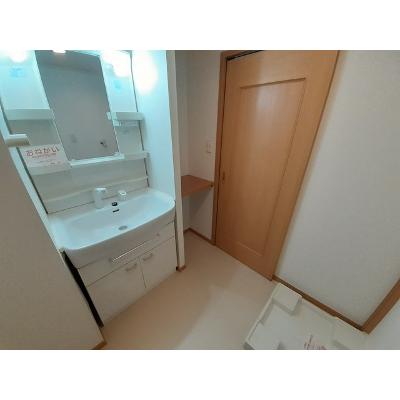 アイリス 102【管理NO：1-014972901-01020】 ★家具家電は申し込み後に搬入します★ ★2026年11月中旬入居可能★の物件写真6