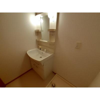 ラ・フィーネ 103【管理NO：1-013516101-01030】 ★家具家電は申し込み後に搬入します★ ★2026年11月上旬入居可能★の物件写真6