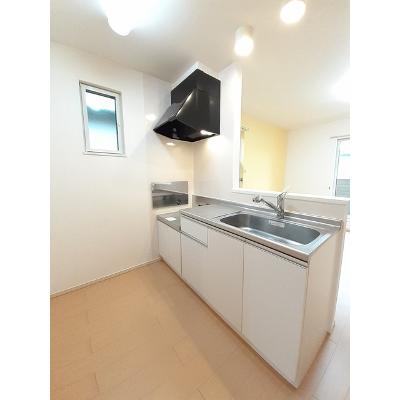 プリムローズ　南浜Ａ 201【管理NO：1-018854901-02010】 ★家具家電は申し込み後に搬入します★ ★2026年10月下旬入居可能★の物件写真3