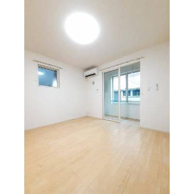 アクティブシティ 101【管理NO：1-022418601-01010】 ★家具家電は申し込み後に搬入します★の物件写真2