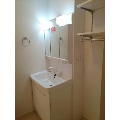 シェーネ　グルン　Ｃ 107【管理NO：1-025101203-01060】 ★家具家電は申し込み後に搬入します★ ★2026年10月下旬入居可能★の物件写真6