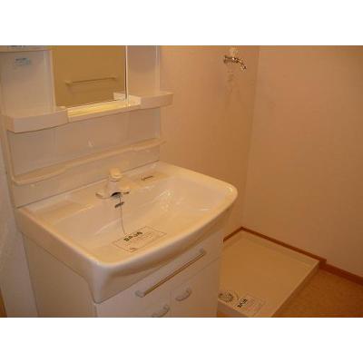 サンメゾン津高 202【管理NO：1-016993101-02020】 ★家具家電は申し込み後に搬入します★ ★2026年11月下旬入居可能★の物件写真6