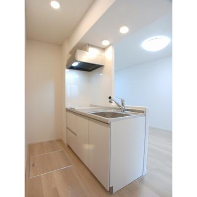 クレストールⅢ　Ｂ 102【管理NO：1-028170902-01020】 ★家具家電は申し込み後に搬入します★ ★2026年11月下旬入居可能★の物件写真3