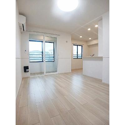 カルフール上津 204【管理NO：1-028458601-02040】 ★家具家電は申し込み後に搬入します★の物件写真2