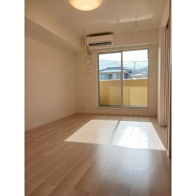 アンジェリーク　華　Ａ 204【管理NO：1-027429301-02040】 ★家具家電は申し込み後に搬入します★の物件写真2