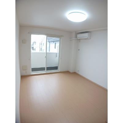 メゾン・ド・フルール 202【管理NO：1-015790801-02020】 ★家具家電は申し込み後に搬入します★ ★2026年11月下旬入居可能★の物件写真2