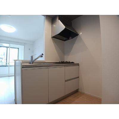 Ｅｍｂｒａｃｅ 104【管理NO：1-024910801-01040】 ★家具家電は申し込み後に搬入します★の物件写真3