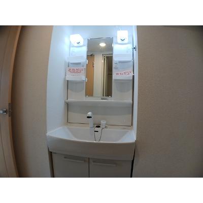 バース　Ⅲ 101【管理NO：1-022795001-01010】 ★家具家電は申し込み後に搬入します★の物件写真6