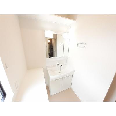リオンリゾートⅧ 205【管理NO：1-027376501-02050】 ★家具家電は申し込み後に搬入します★ ★2026年10月下旬入居可能★の物件写真6