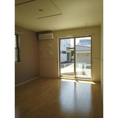 ティー・サンティール 101【管理NO：1-021313901-01010】 ★家具家電は申し込み後に搬入します★ ★2026年10月下旬入居可能★の物件写真2