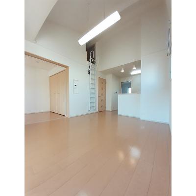 ボニート・ミウ 205【管理NO：1-020352601-02040】 ★家具家電は申し込み後に搬入します★ ★2026年10月下旬入居可能★の物件写真2