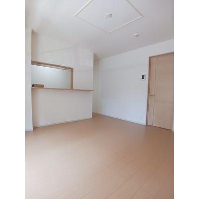 アン・フルール 101【管理NO：1-017491401-01010】 ★家具家電は申し込み後に搬入します★の物件写真2