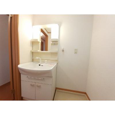エストシャトーＡ 102【管理NO：1-012156901-01020】 ★家具家電は申し込み後に搬入します★ ★2026年12月上旬入居可能★の物件写真6